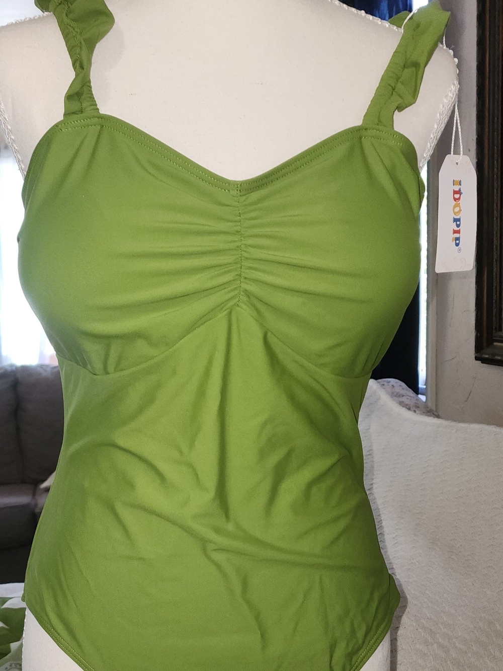 Green Women's Ruched Tank Top NWT